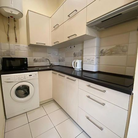 Bright Apartment In The Very Centre Lvov Exteriér fotografie