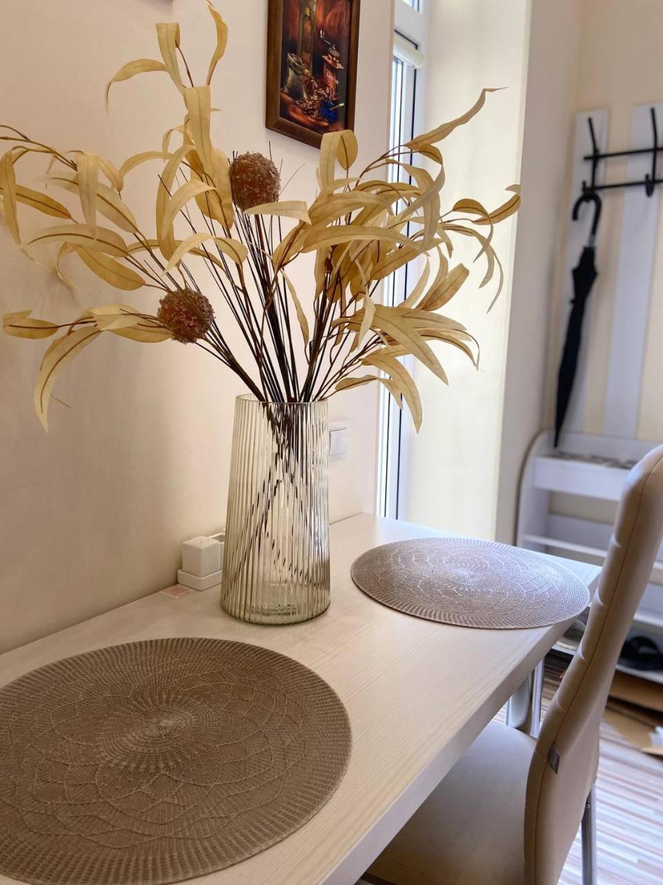 Bright Apartment In The Very Centre Lvov Exteriér fotografie